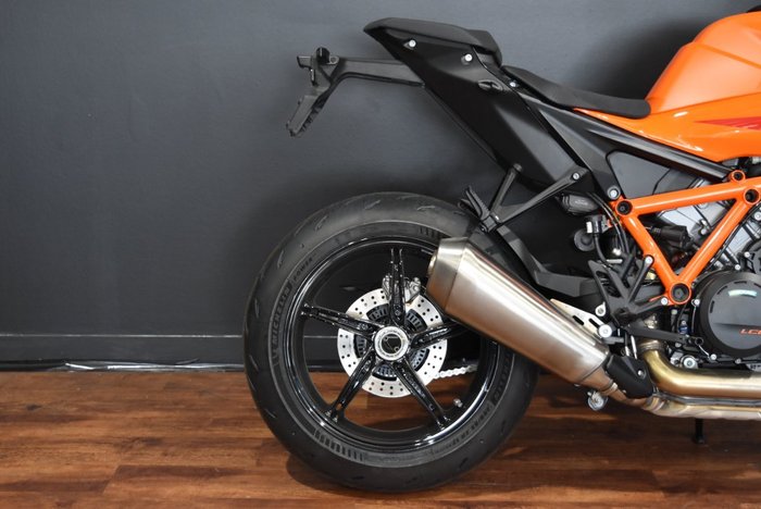 2024 Ktm 1390 SUPER DUKE R Orange