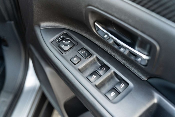 2020 Mitsubishi Outlander Black Edition