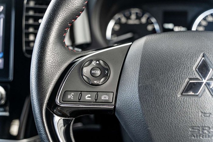 2020 Mitsubishi Outlander Black Edition