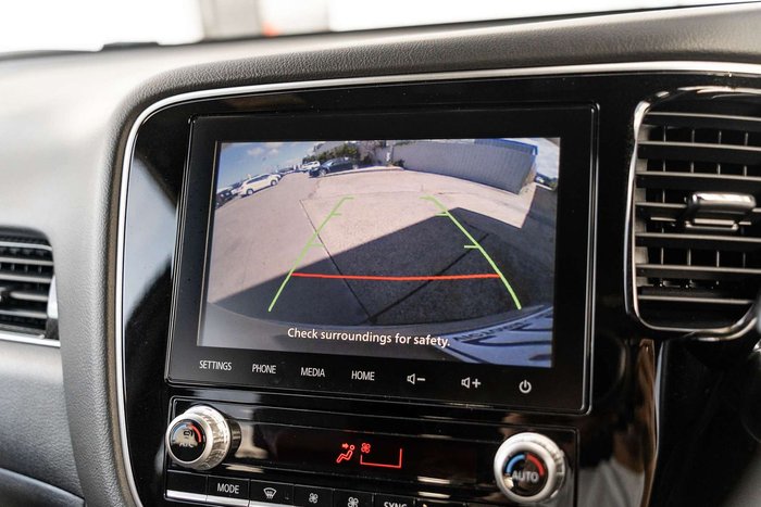 2020 Mitsubishi Outlander Black Edition