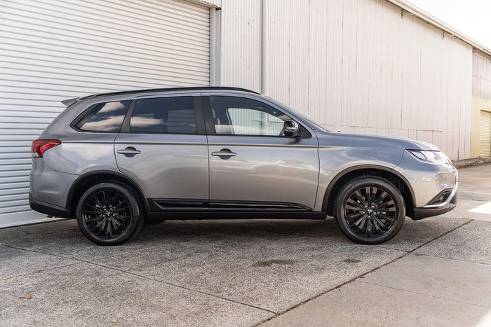 2020 Mitsubishi Outlander Black Edition