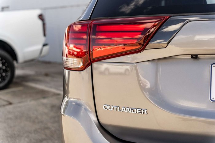 2020 Mitsubishi Outlander Black Edition