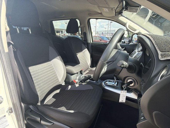 2021 Nissan Navara ST