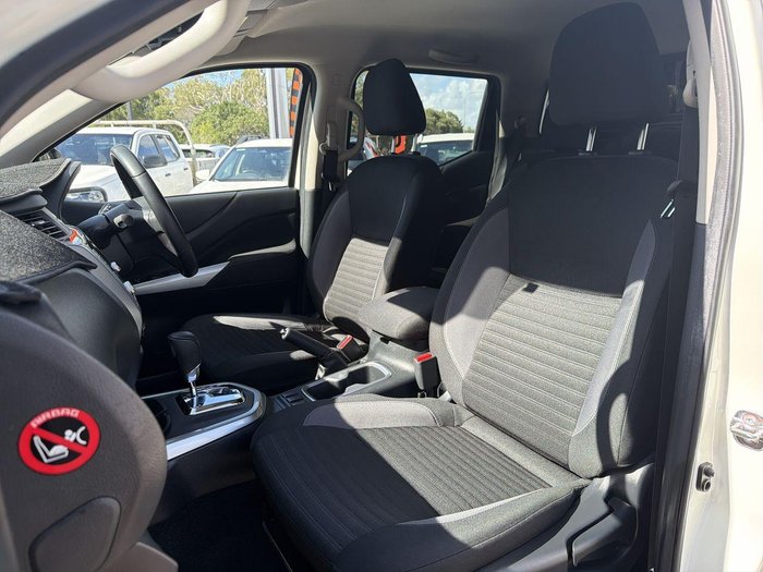 2021 Nissan Navara ST