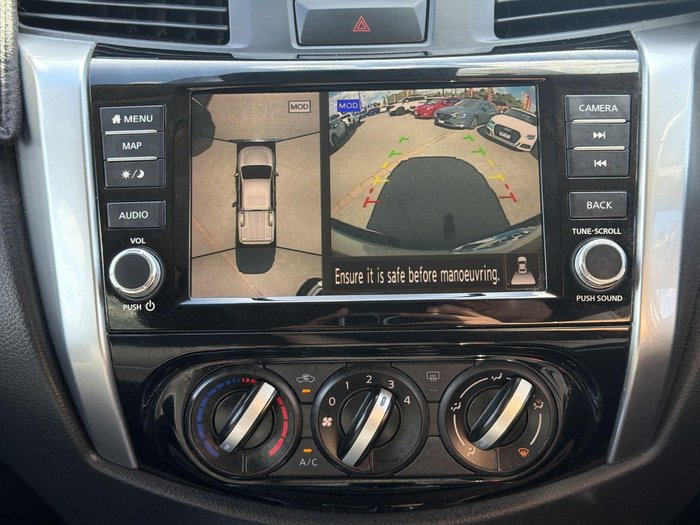 2021 Nissan Navara ST