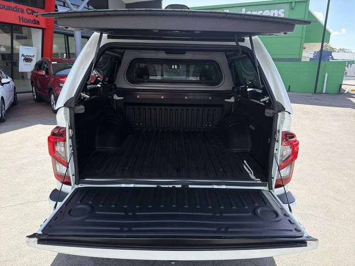 2021 Nissan Navara ST