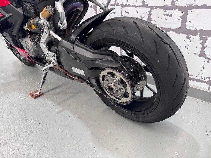 2022 Ducati Streetfighter V2 Streetfighter Red