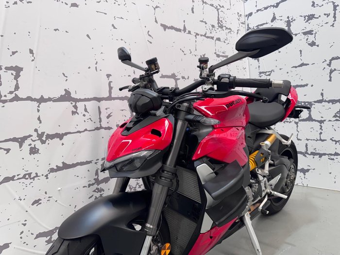 2022 Ducati Streetfighter V2 Streetfighter Red