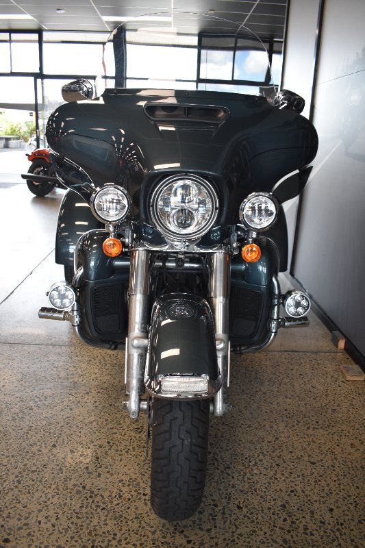 2020 HARLEY-DAVIDSON FLHTCUTG TRI GLIDE U/CLC 114