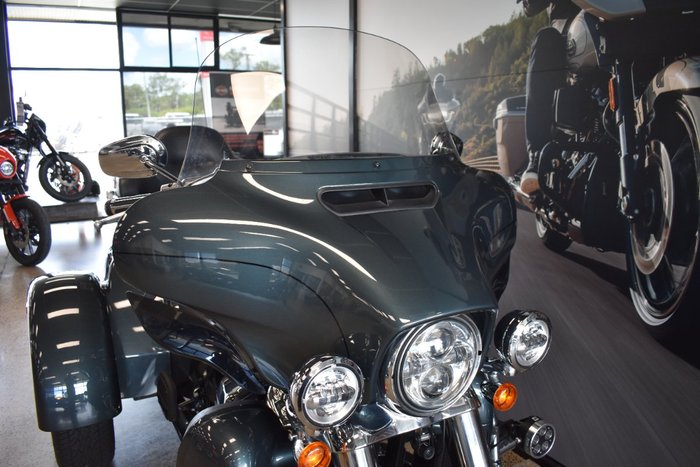 2020 HARLEY-DAVIDSON FLHTCUTG TRI GLIDE U/CLC 114