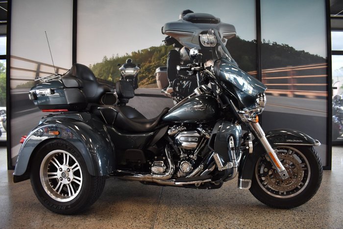 2020 HARLEY-DAVIDSON FLHTCUTG TRI GLIDE U/CLC 114