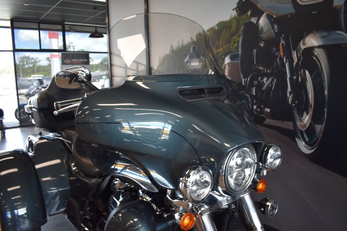 2020 HARLEY-DAVIDSON FLHTCUTG TRI GLIDE U/CLC 114