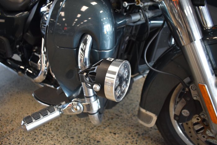 2020 HARLEY-DAVIDSON FLHTCUTG TRI GLIDE U/CLC 114