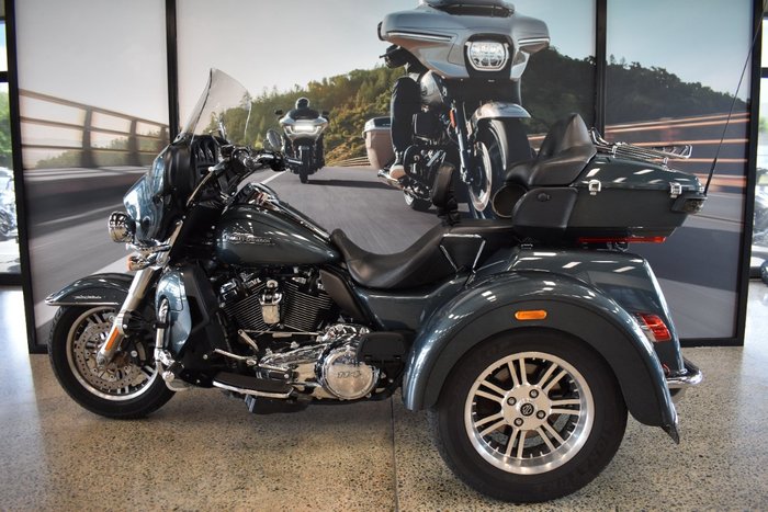 2020 HARLEY-DAVIDSON FLHTCUTG TRI GLIDE U/CLC 114