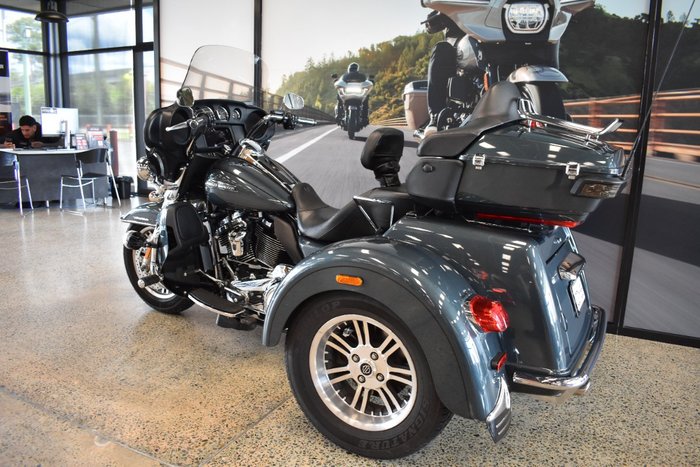 2020 HARLEY-DAVIDSON FLHTCUTG TRI GLIDE U/CLC 114