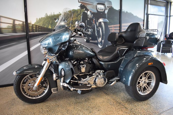 2020 HARLEY-DAVIDSON FLHTCUTG TRI GLIDE U/CLC 114