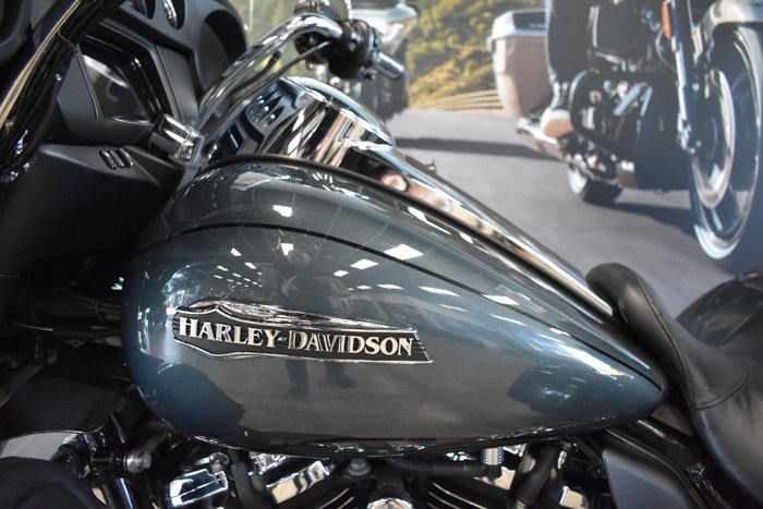 2020 HARLEY-DAVIDSON FLHTCUTG TRI GLIDE U/CLC 114