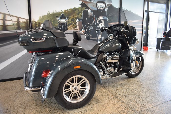2020 HARLEY-DAVIDSON FLHTCUTG TRI GLIDE U/CLC 114