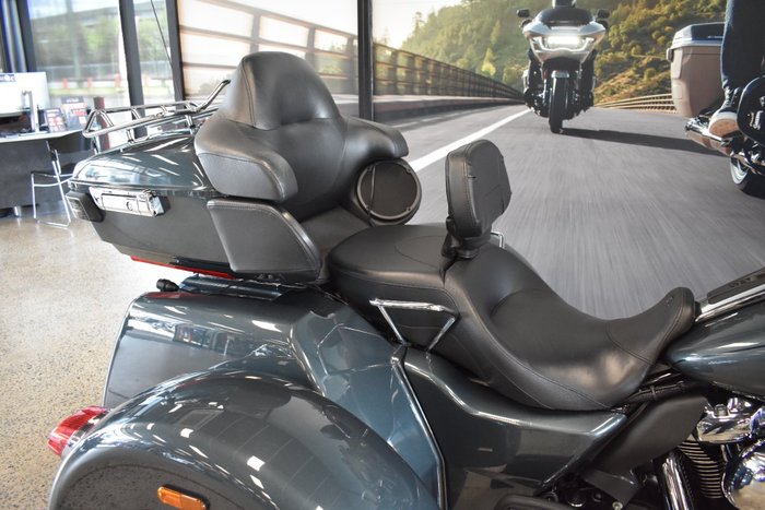 2020 HARLEY-DAVIDSON FLHTCUTG TRI GLIDE U/CLC 114