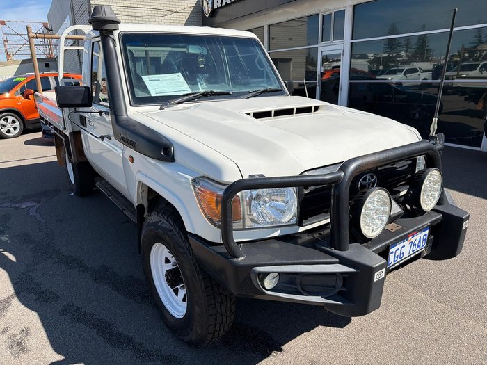2017 Toyota Landcruiser Workmate