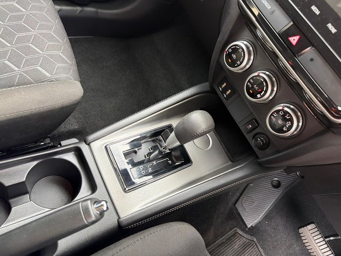 2020 Mitsubishi ASX ES
