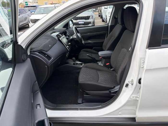 2020 Mitsubishi ASX ES