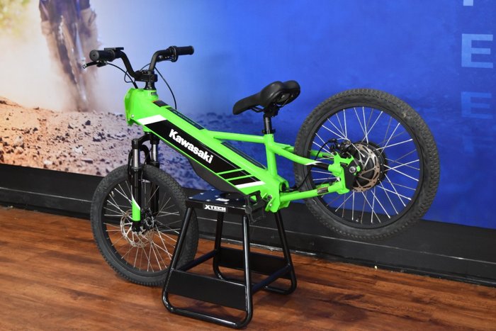2025 Kawasaki 2025 Kawasaki Electric KSK050ASFNN (ELEKTRODE) Green