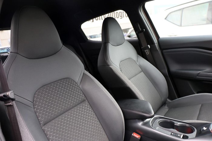 2024 Nissan JUKE ST-L F16 MY24 BURGUNDY