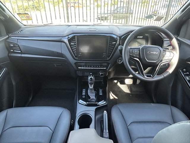2025 Isuzu D-MAX X-TERRAIN