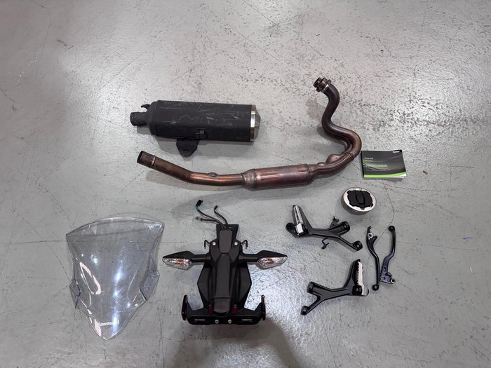 2023 Kawasaki Ninja 400 (EX400G) Ninja Green