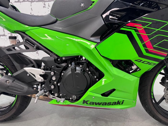 2023 Kawasaki Ninja 400 (EX400G) Ninja Green