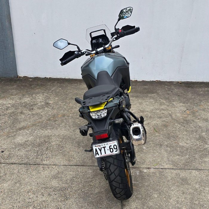 2024 Suzuki V-Strom 800DE V-Strom Green