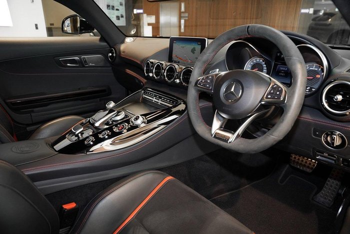 2016 Mercedes-Benz AMG GT