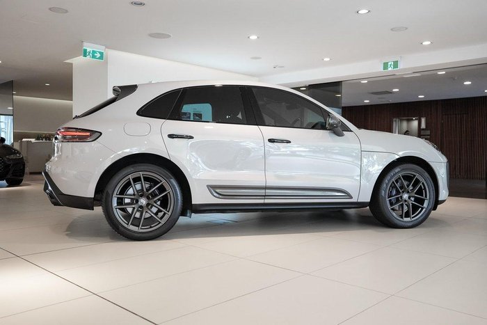 2024 Porsche Macan T