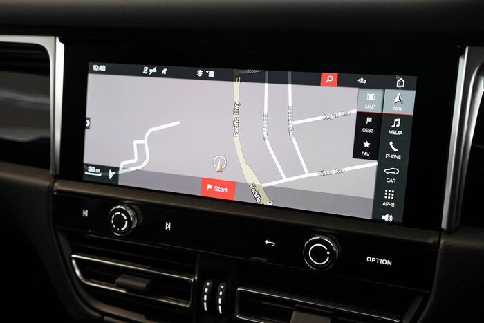 2024 Porsche Macan T