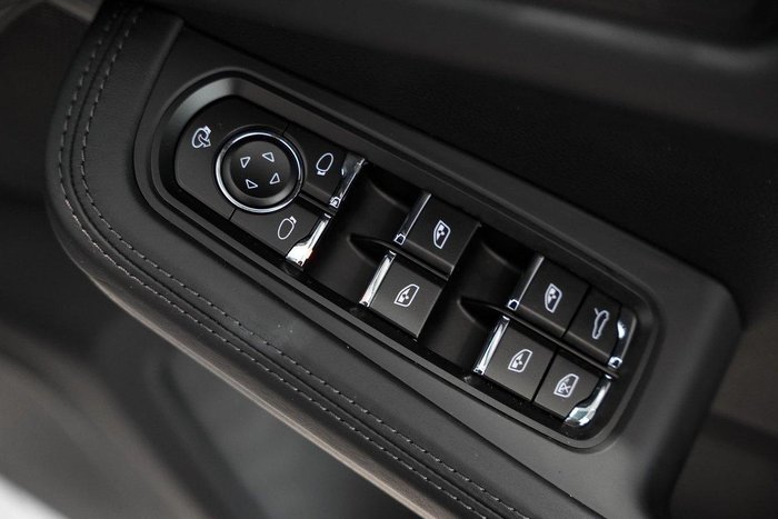 2024 Porsche Macan T