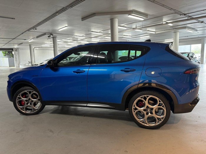 2023 Alfa Romeo Tonale Veloce Plug-In Hybrid