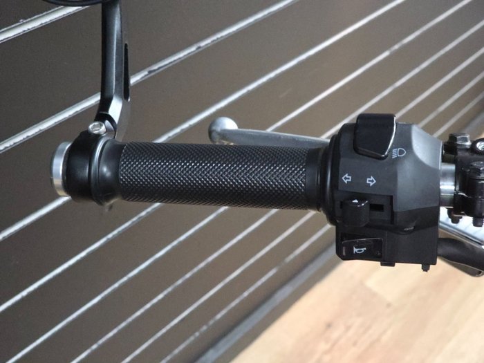 2020 Royal Enfield CONTINENTAL GT 650 CUSTOM black, yellow, grey