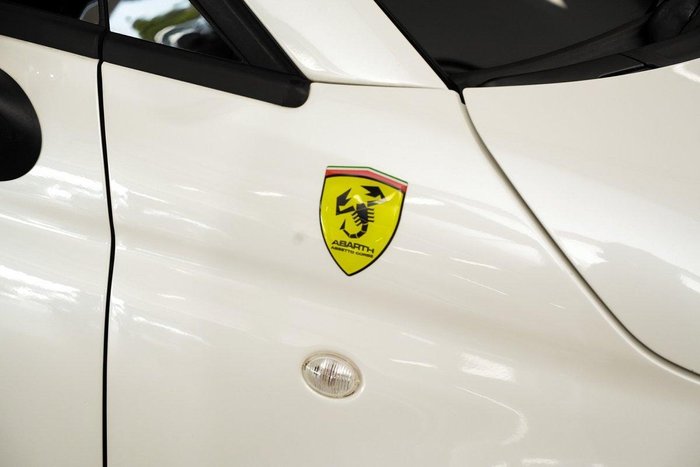 2018 Abarth 595 Competizione