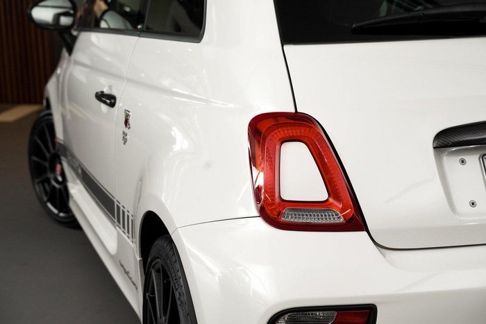 2018 Abarth 595 Competizione