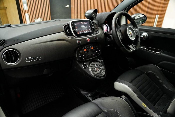 2018 Abarth 595 Competizione