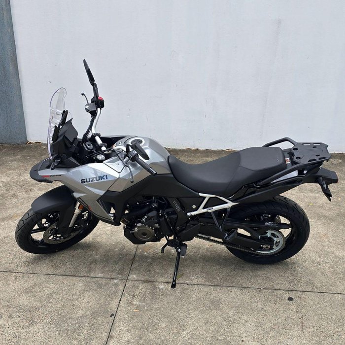 2026 Suzuki V-Strom 800 V-Strom Grey