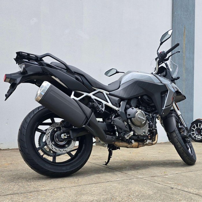 2026 Suzuki V-Strom 800 V-Strom Grey