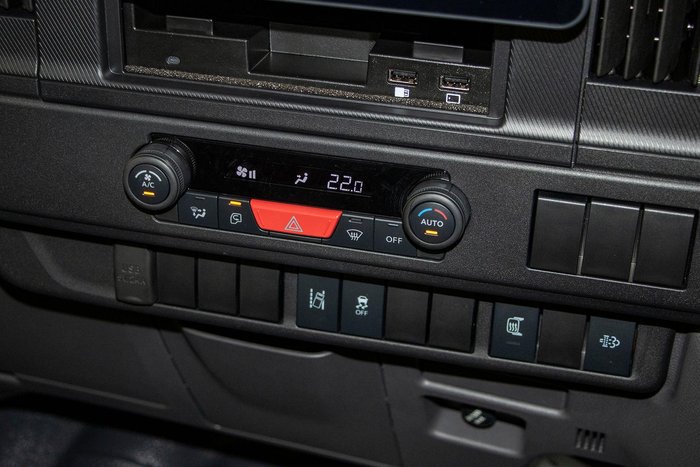 2026 Isuzu N Series NLR 45-150 DT D34 Traypack