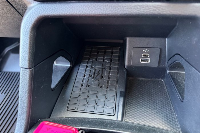 2025 Ford Everest Ambiente