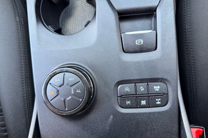 2025 Ford Everest Ambiente