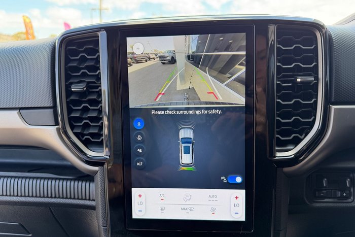 2025 Ford Everest Ambiente