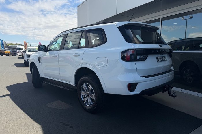2025 Ford Everest Ambiente