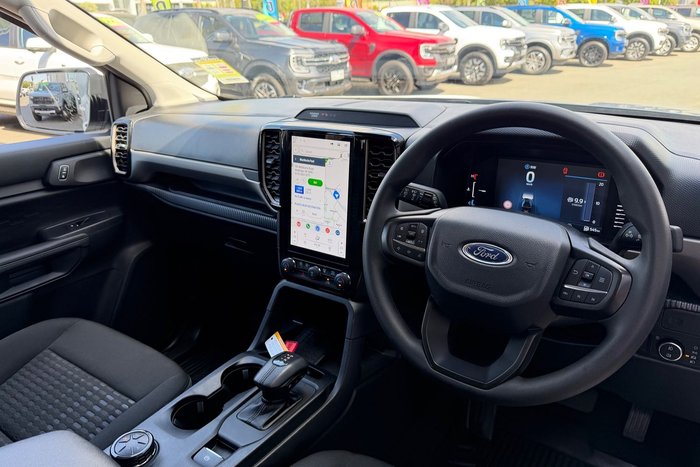 2025 Ford Everest Ambiente