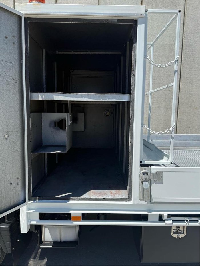 2016 Fuso Canter 515